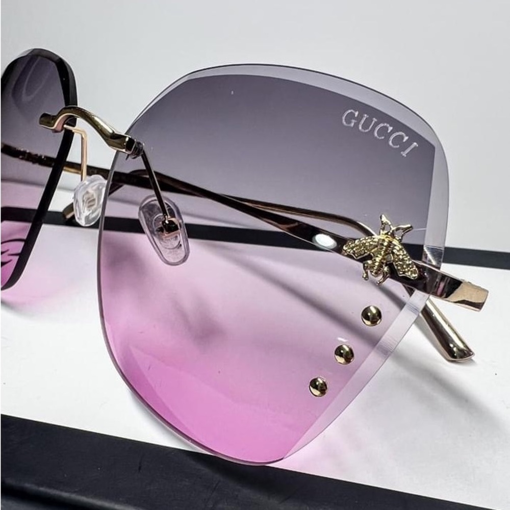 Purple gradient sunglasses